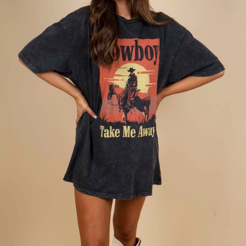 Oversized tee